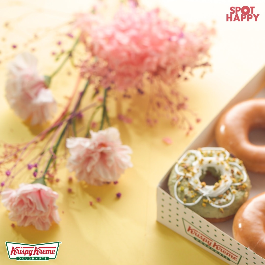 top 10 gift ideas for mother's day - krispy kreme