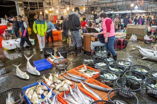 Anping Fisherman’s Wharf is a great spot to enjoy fresh seafood and watch the sunset.