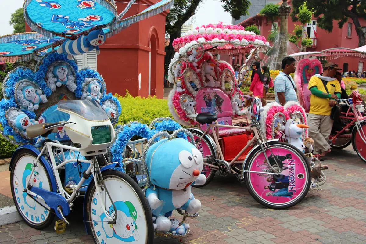 Colourful trishaws, a fun thing to do in Melaka