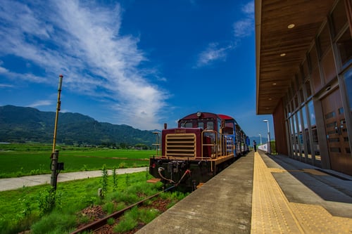 Cross the deep valleys of Minami-Aso with the local railway service for a breathtaking view of the area