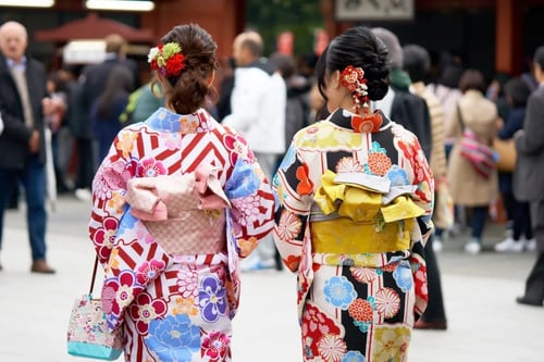 Explore Kyoto in style by wearing a kimono or yukata