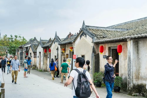 Guanlan Print Village offers tourists artistic Shenzhen sights.