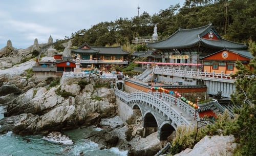 Haedong Yonggungsa Temple, a top tourist attraction in Busan