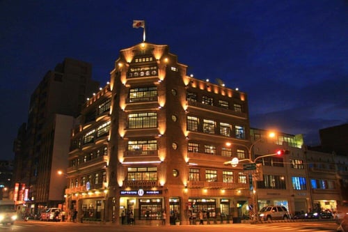 Hayashi Department Store is the largest of Tainans old buildings with a Torii shrine on its rooftop.