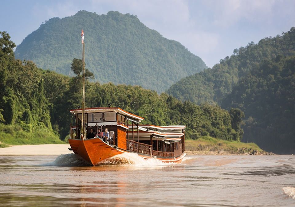 Mekong River cruise in Luang Prabang