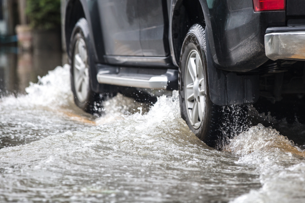 best cars for flood - features to look for