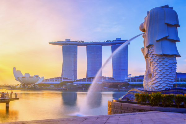 best places to travel alone - singapore