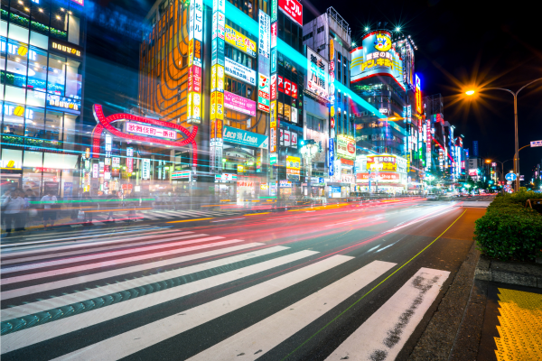 japan travel tips - avoid rush hour