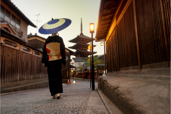 japan travel tips - higashiyama