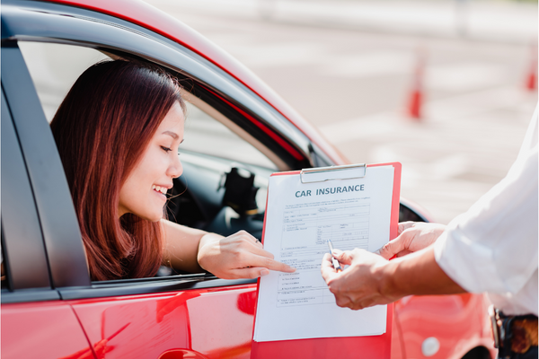 how to save money on car repairs - check if your insurance provider can offer discounts