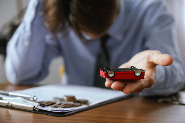what happens if you stop paying car insurance