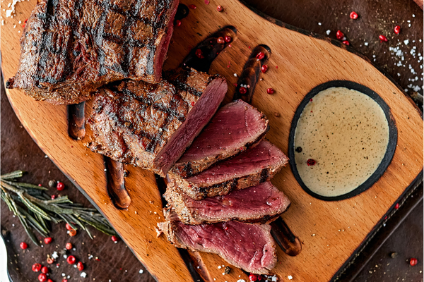 simple valentine's day gifts - home-cooked steak meal