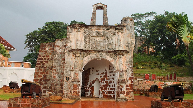 Porta de Santiago, a famous attraction in Melaka