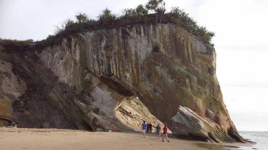 Relax at the beautiful Tusan Beach and marvel at the stunning rock formations