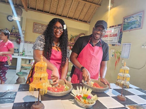 Take a Subak cooking class, one of the top things to do in Ubud for couples