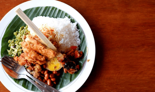 Traditional Balinese chicken rice at Nasi Ayam Kedewatan Ibu Mangku