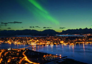 挪威追極光