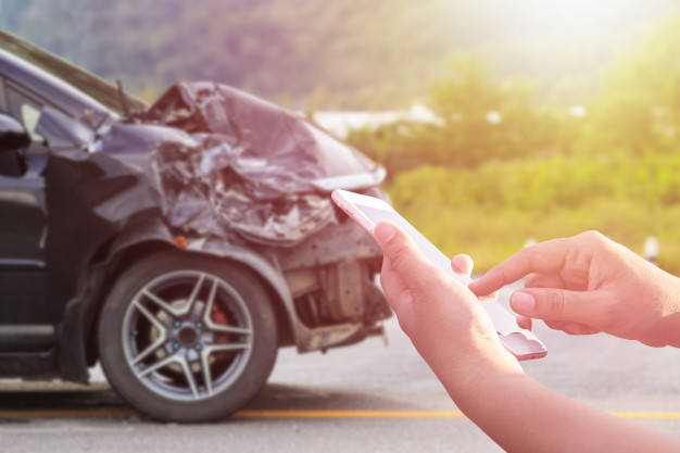 importance of car insurance - damaged car claims