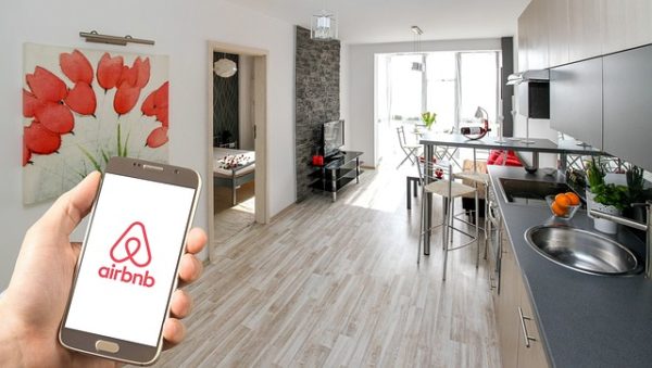Airbnb App Hosting Tips 