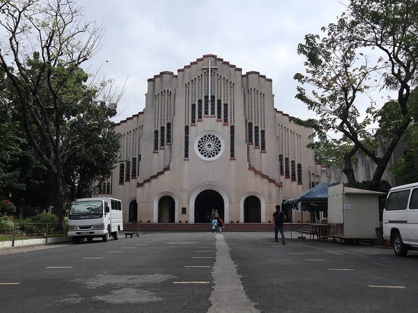 religious tourism in the philippines - baclaran church