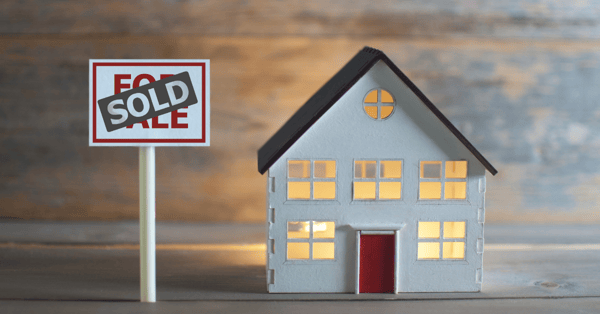 buy or rent a house - pros and cons of buying a house