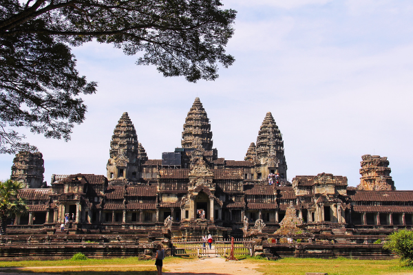 cheapest country to travel from the Philippines - cambodia