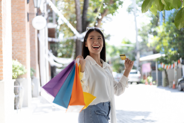 advantages of a credit card - rewards and other perks credit card advantages and disadvantages - rewards and other perks