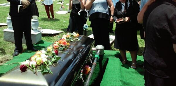 cost of a funeral in the Philippines - burial cost