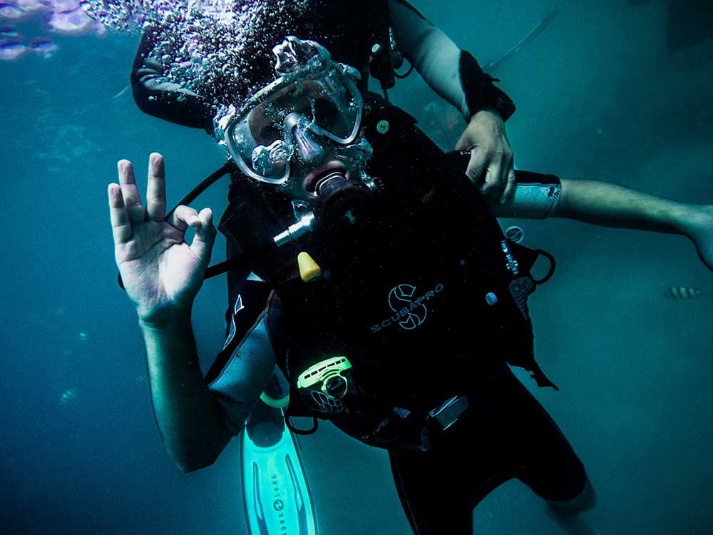 Diving and Water Sports Travel Insurance | SingSaver