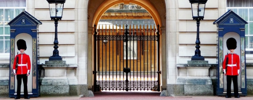 buckingham palace guards supported by tax dollars