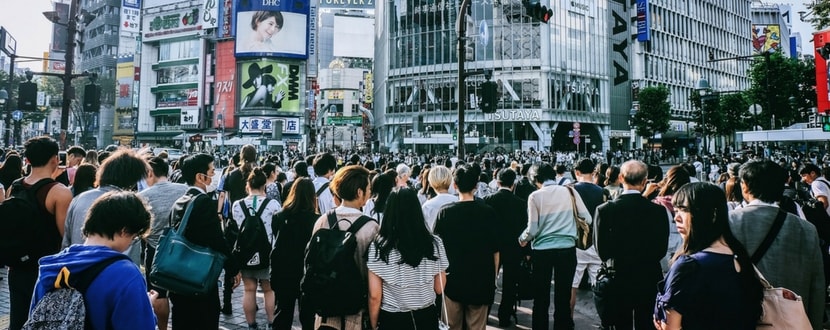 japan-crowds-min