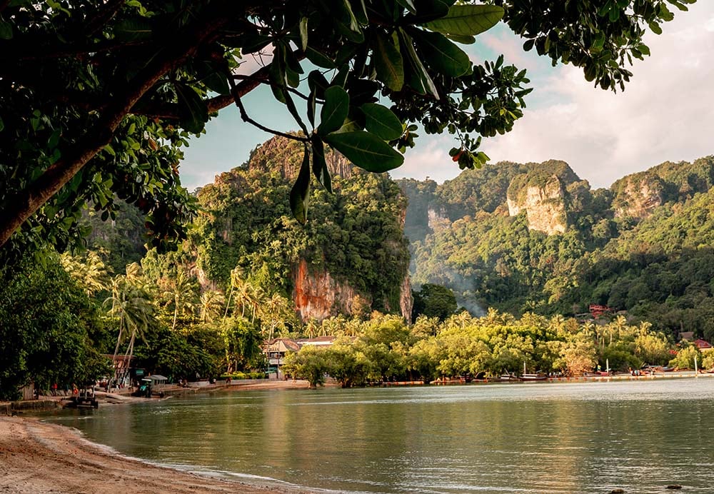 Krabi - Hack The 2019 Public Holidays | SIngSaver