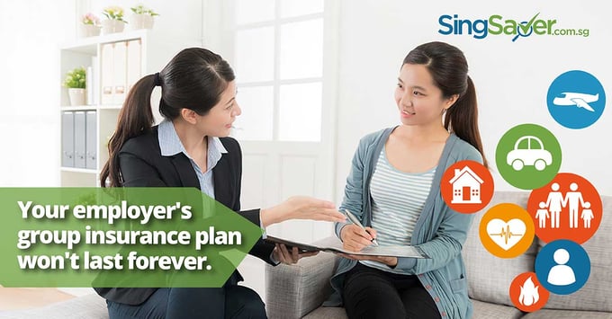 Agent advising insurance plan to client - SingSaver