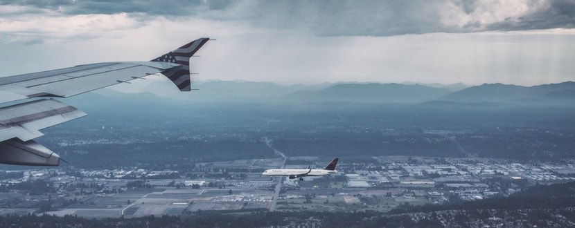 aeroplane wing runway approach - SingSaver