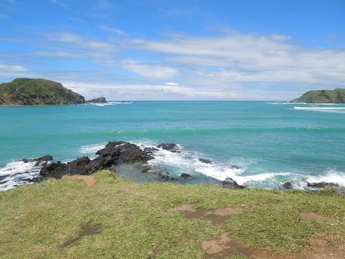 beach hopping, one of the things to do in lombok