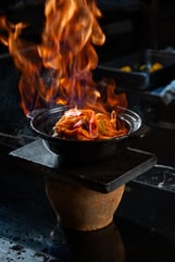 「環球營火燒烤」自助晚餐