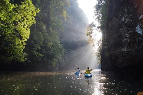 kayaking in thalane bay, an activity in krabi