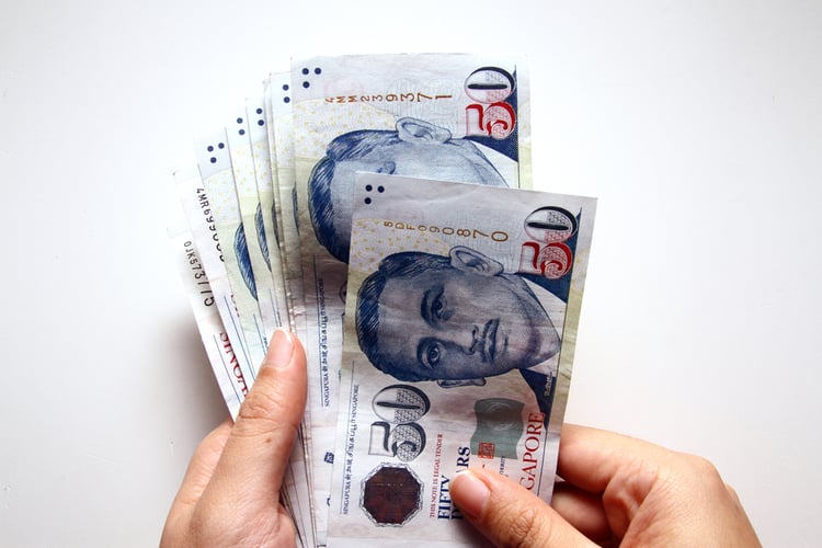 singapore dollars cash