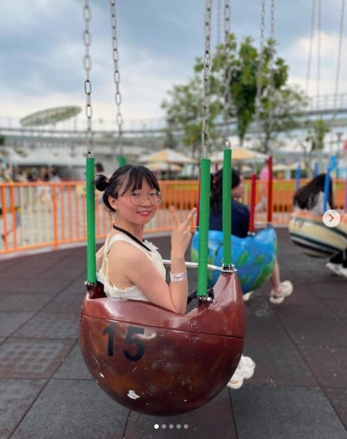 tourists at taipei childrens amusement park for things to do in taipei with family