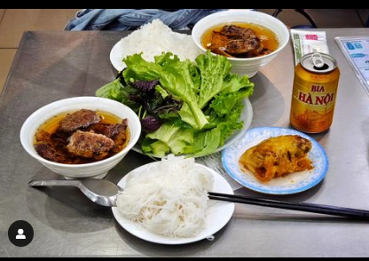 what to eat and do in hanoi bun cha huong lien