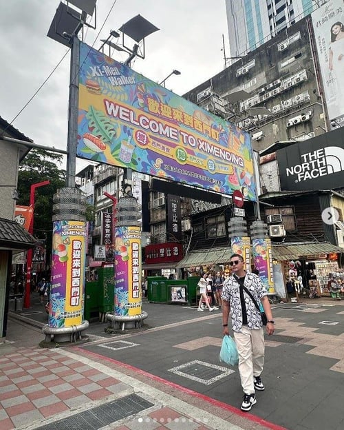 ximending shopping district things to do in taipei at night