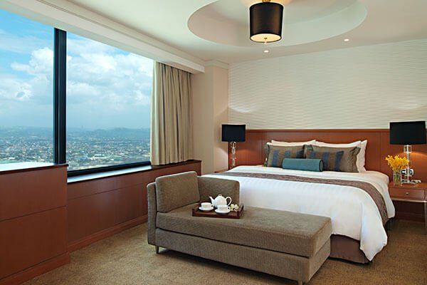 affordable staycation in manila - eastwood richmonde hotel