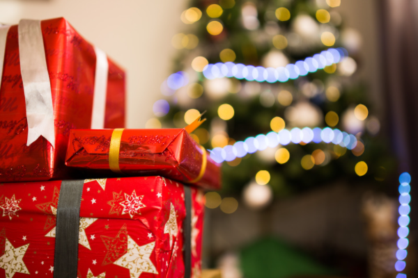 christmas shopping tips - make a gift list